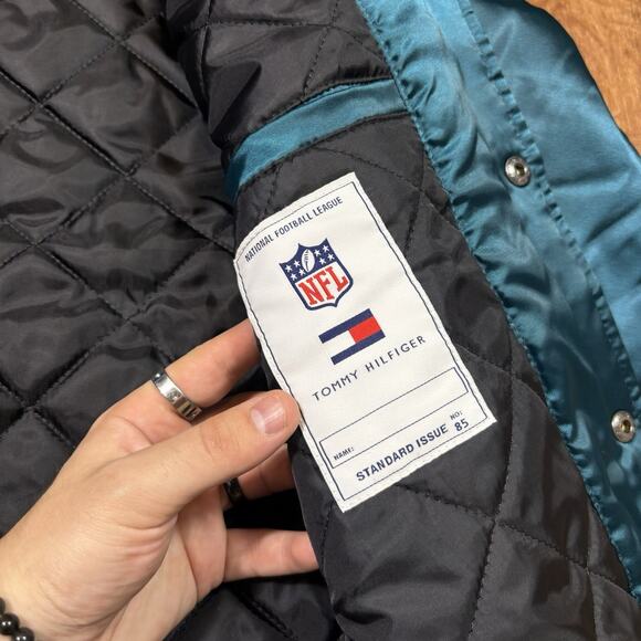 Tommy Hilfiger Philadelphia Eagles Satin Jacket Mens NFL NWT Varsity Green XL - Picture 5 of 7